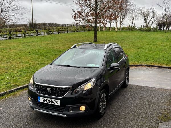 Peugeot 2008 Hatchback, Diesel, 2017, Black