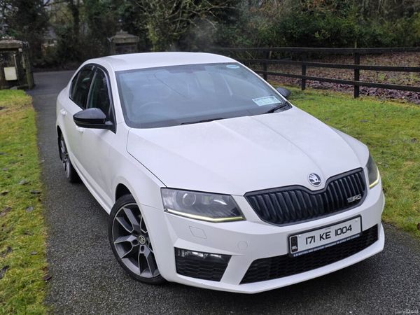Skoda Octavia Saloon, Diesel, 2017, White
