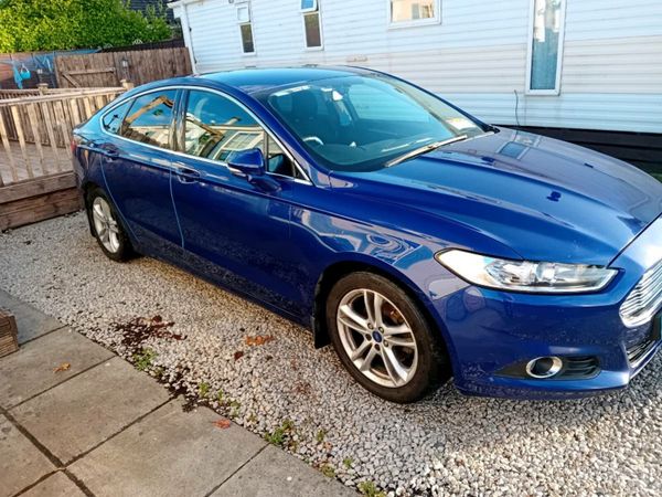 Ford Mondeo Hatchback, Diesel, 2016, Blue