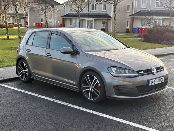 Volkswagen Golf Estate, Diesel, 2015, Grey