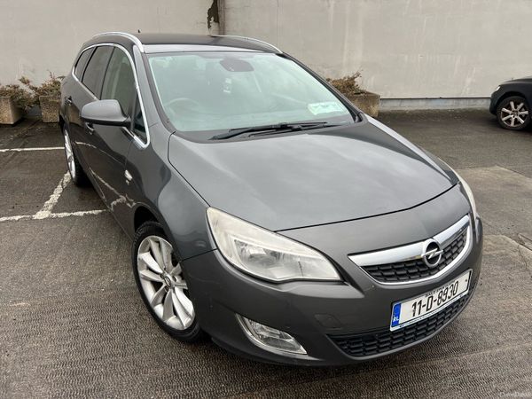 Opel Astra Estate, Diesel, 2011, Grey