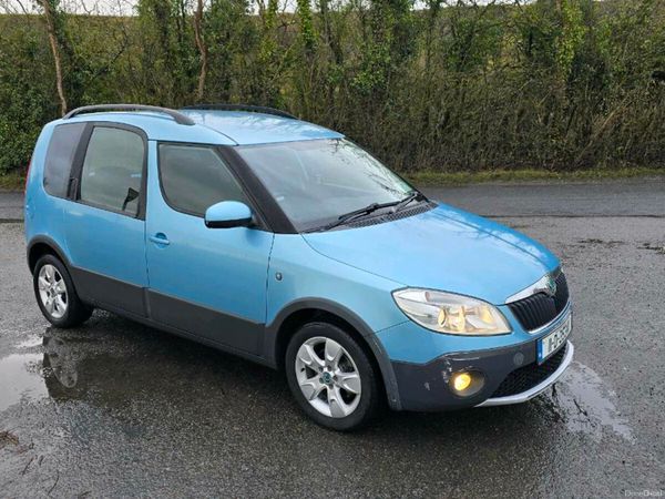 Skoda Roomster MPV, Petrol, 2011, Blue