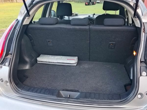 Nissan Juke SUV, Petrol, 2016, Silver