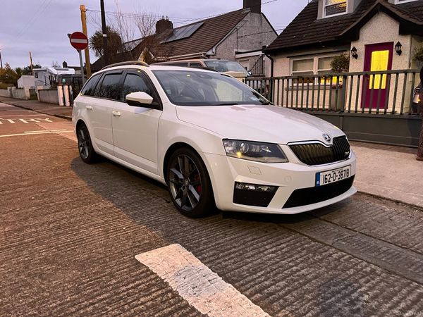 Skoda Octavia Estate, Diesel, 2016, White