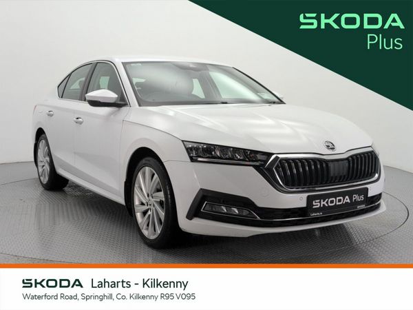 Skoda Octavia Saloon, Diesel, 2023, White