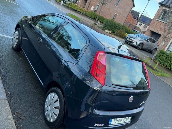 Fiat Punto Hatchback, Petrol, 2010, Blue