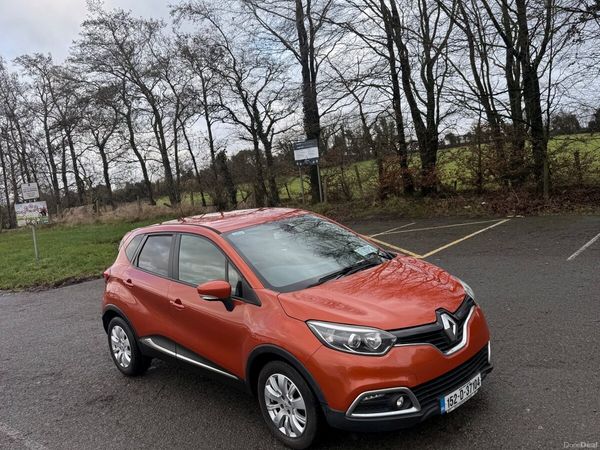 Renault Captur Hatchback, Petrol, 2015, Orange