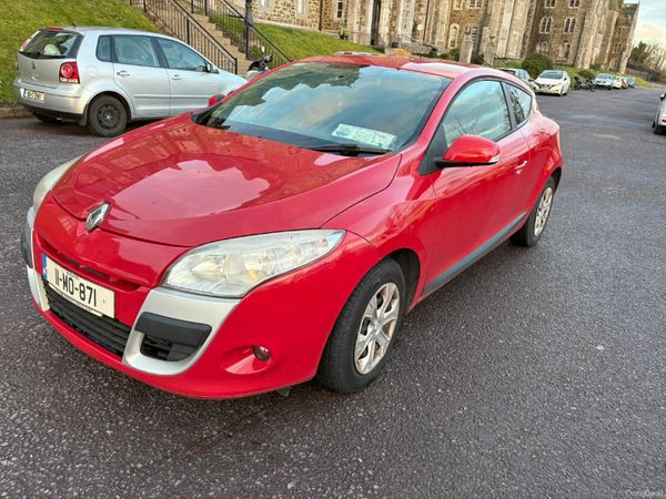 Renault Megane Coupe, Diesel, 2011, Red