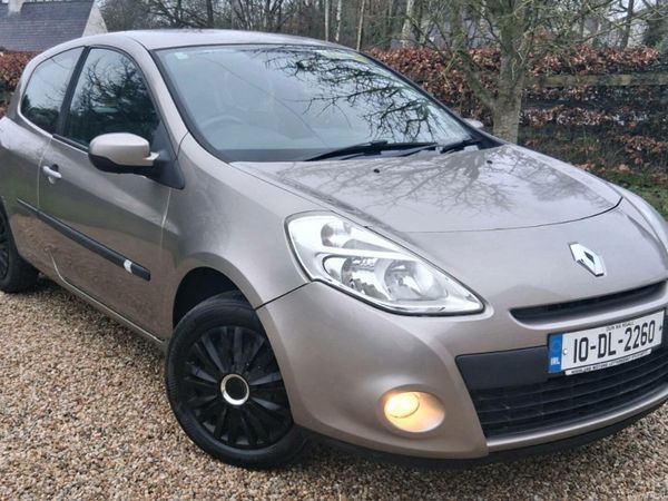 Renault Clio Hatchback, Ethanol Petrol, 2010, Gold