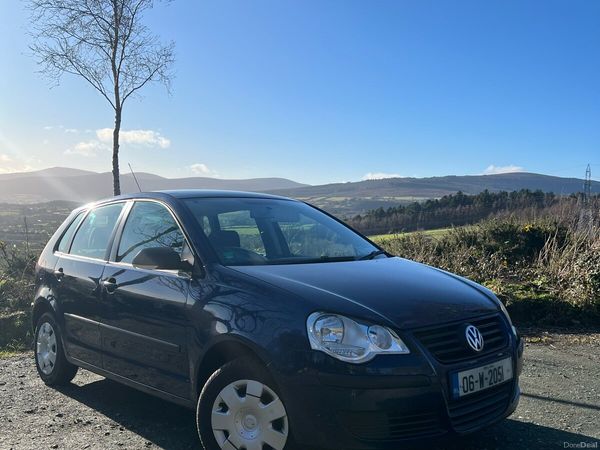 Volkswagen Polo Hatchback, Petrol, 2006, Blue