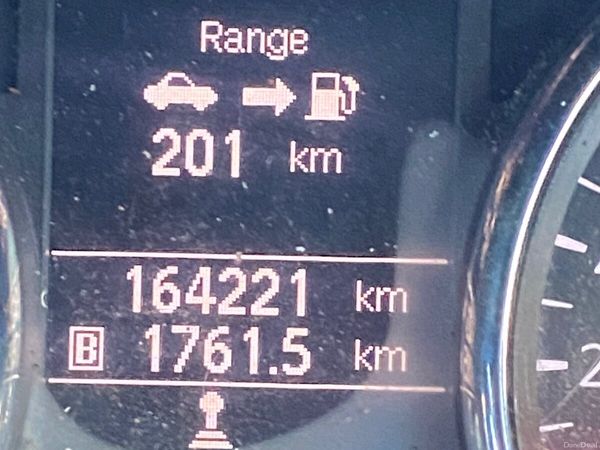 Nissan Qashqai Hatchback, Diesel, 2011, Silver