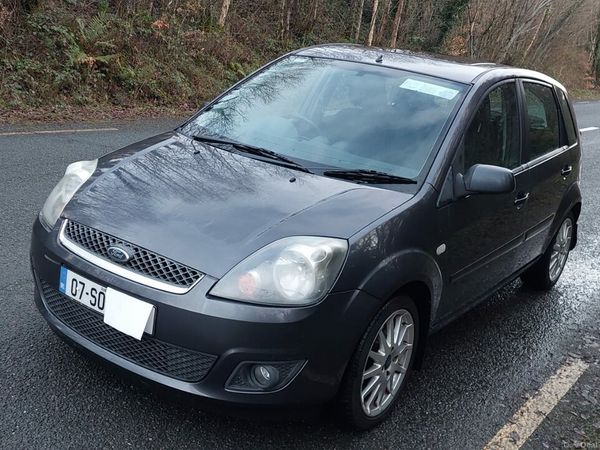 Ford Fiesta Hatchback, Petrol, 2007, Grey