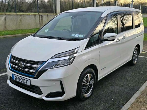 Nissan Serena MPV, Petrol Hybrid, 2021, White