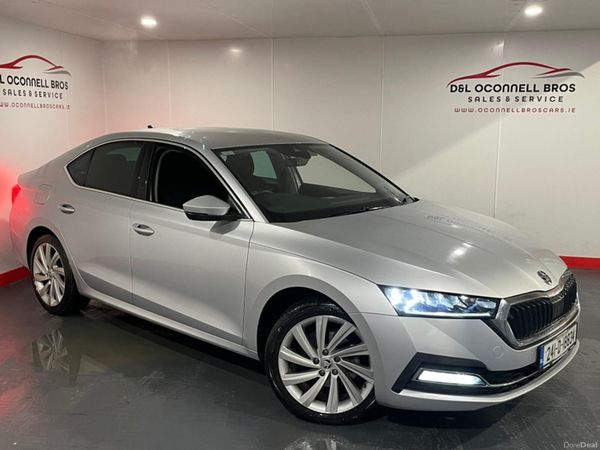 Skoda Octavia Hatchback, Diesel, 2024, Grey