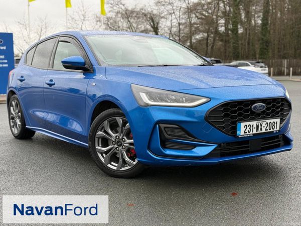 Ford Focus Hatchback, Petrol Hybrid, 2023, Blue