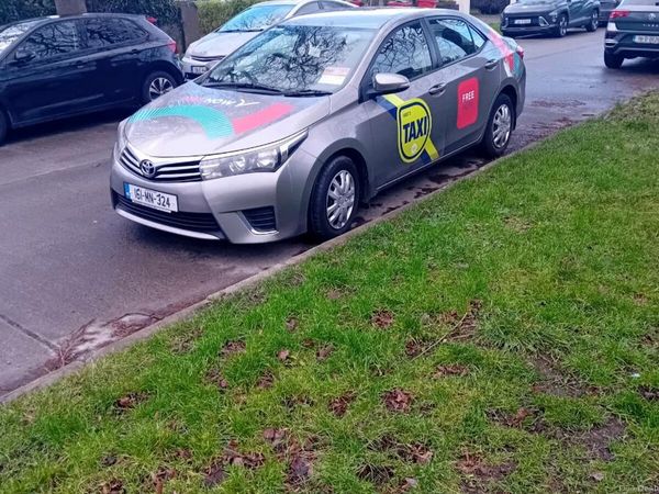 Toyota Corolla Saloon, Diesel, 2016, Grey