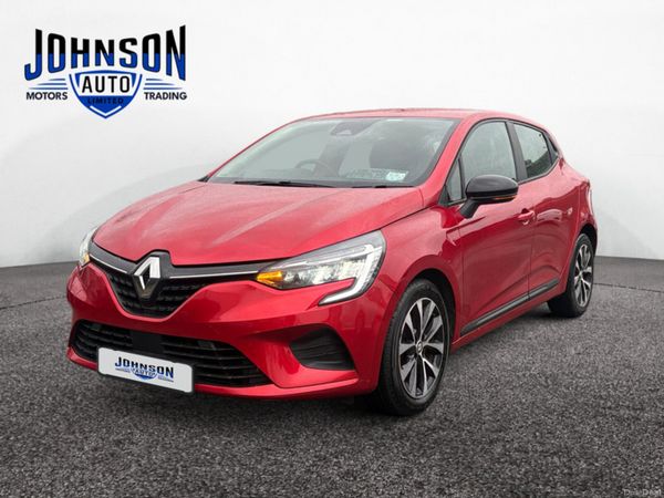 Renault Clio Hatchback, Petrol, 2023, Red