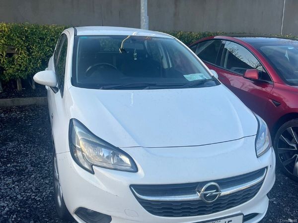 Opel Corsa Hatchback, Petrol, 2015, White