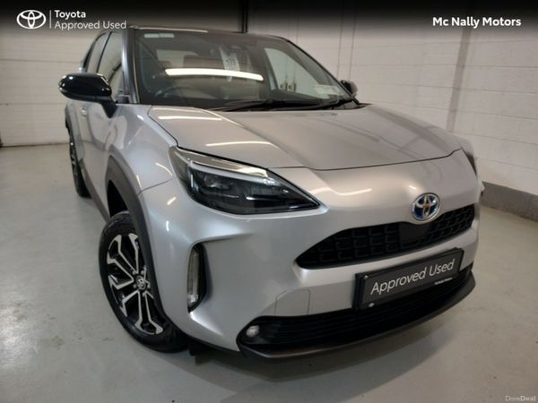 Toyota Yaris Cross Hatchback, Petrol Hybrid, 2022, Silver