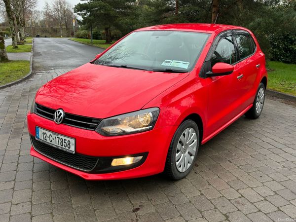 Volkswagen Polo Hatchback, Petrol, 2012, Red