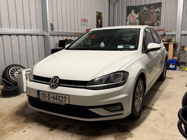 Volkswagen Golf Estate, Diesel, 2017, White