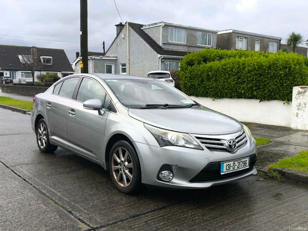 Toyota Avensis Saloon, Petrol, 2013, Grey