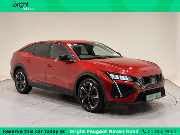 Peugeot 408 Hatchback, Petrol, 2023, Red