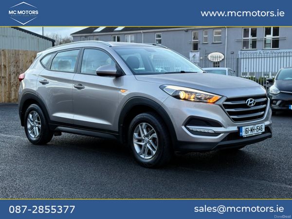 Hyundai Tucson MPV, Petrol, 2016, White