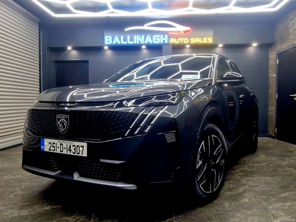 Peugeot 3008 MPV, Petrol, 2025, Grey