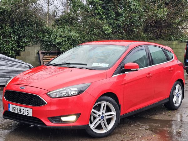 Ford Focus Hatchback, Diesel, 2015, Red