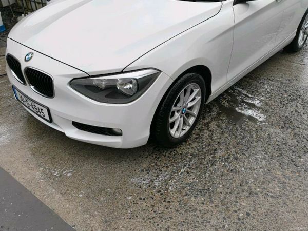 BMW 1-Series Estate/Jeep, Diesel, 2014, White