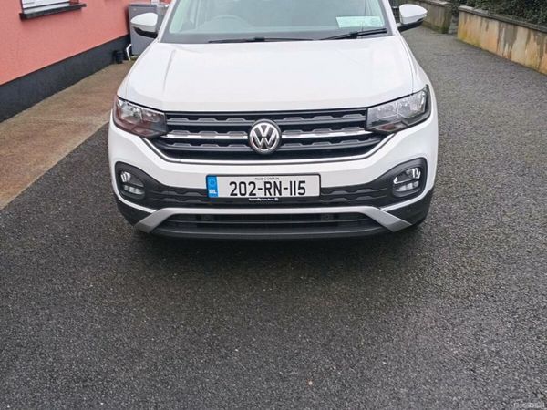 Volkswagen T-Cross Estate/Jeep, Diesel, 2020, White
