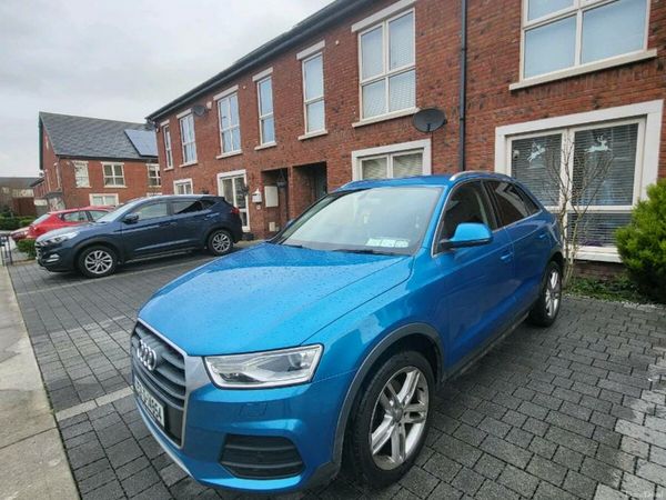 Audi Q3 SUV, Diesel, 2015, Blue