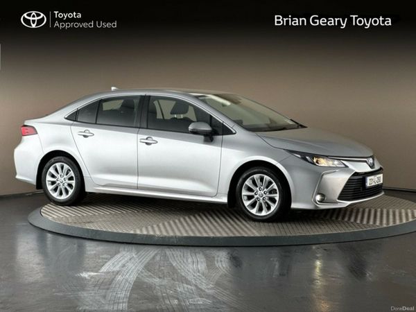 Toyota Corolla Saloon, Petrol Hybrid, 2023, Grey
