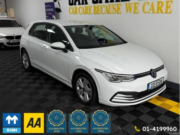 Volkswagen Golf Estate, Petrol, 2023, White