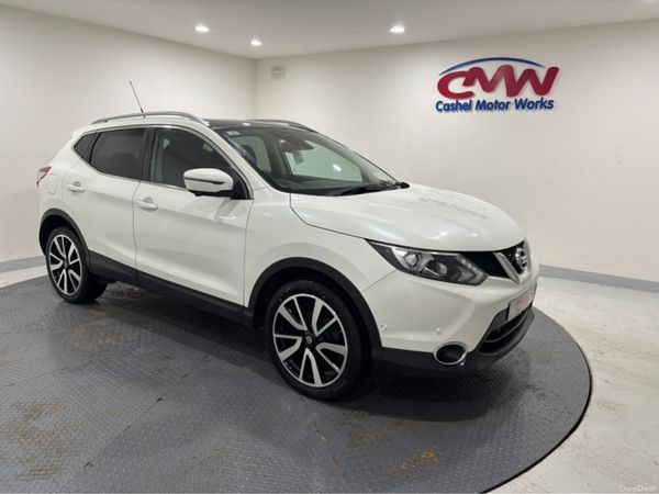 Nissan Qashqai SUV, Diesel, 2015, White