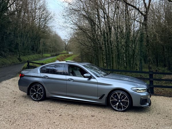 BMW 5-Series Saloon, Petrol Plug-in Hybrid, 2021, Blue