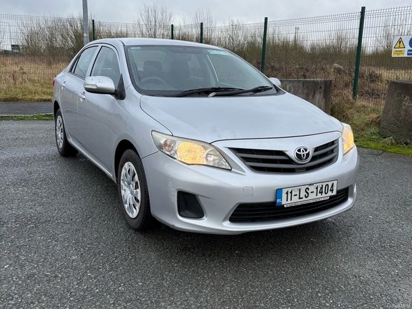 Toyota Corolla Saloon, Diesel, 2011, Silver