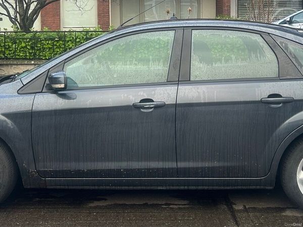 Ford Focus Hatchback, Diesel, 2010, Grey