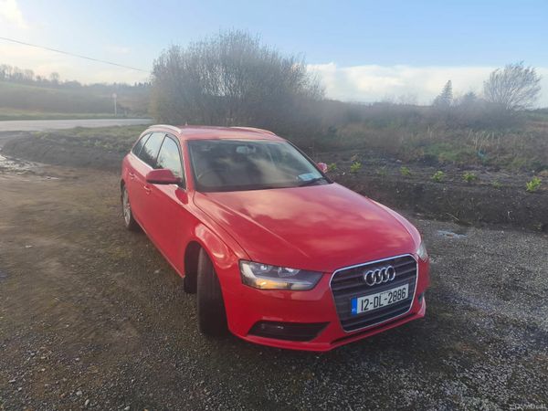 Audi A4 Estate, Diesel, 2012, Red