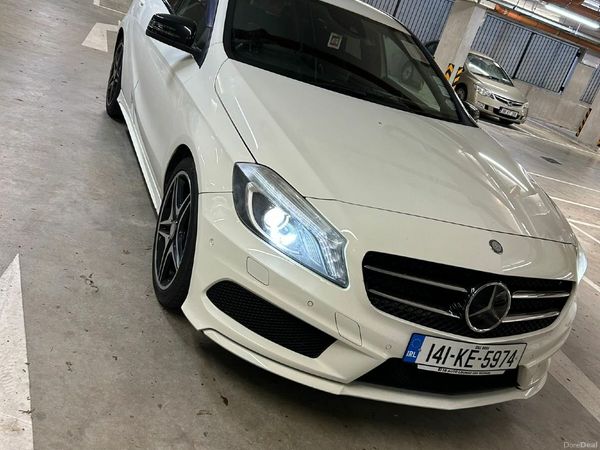 Mercedes-Benz A-Class Hatchback, Petrol, 2014, White