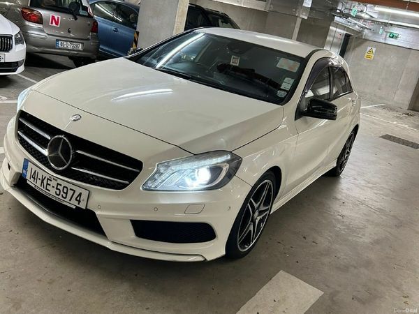 Mercedes-Benz A-Class Hatchback, Petrol, 2014, White
