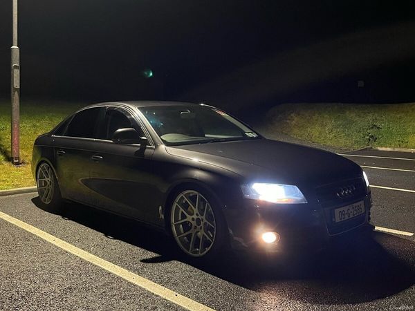 Audi A4 Saloon, Diesel, 2009, Grey