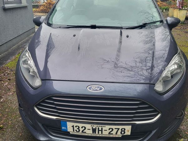 Ford Fiesta Hatchback, Petrol, 2013, Blue