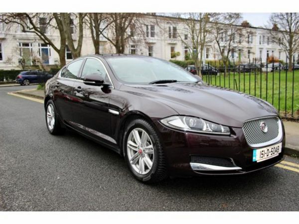 Jaguar XF Saloon, Diesel, 2015, Red