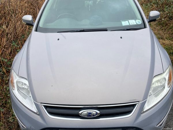 Ford Mondeo Hatchback, Diesel, 2010, Silver