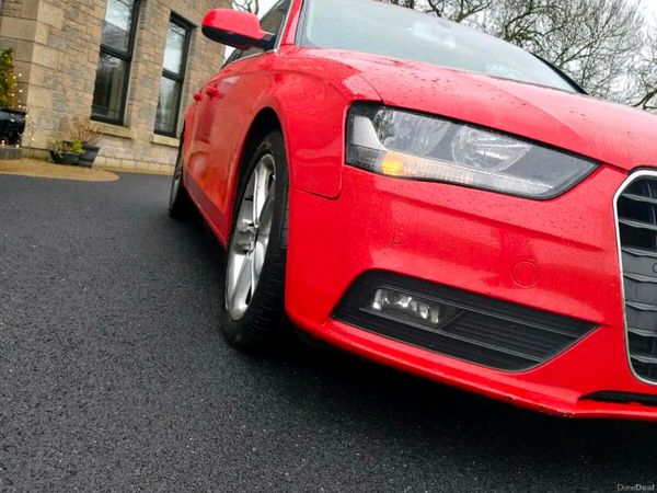 Audi A4 Saloon, Diesel, 2012, Red