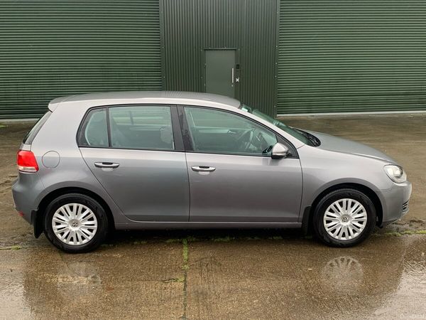 Volkswagen Golf Hatchback, Petrol, 2011, Grey