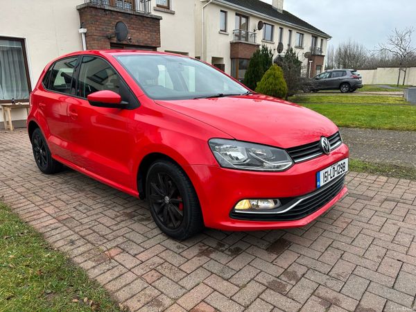Volkswagen Polo Hatchback, Petrol, 2015, Red