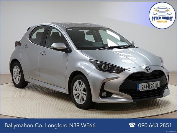 Toyota Yaris Hatchback, Petrol Hybrid, 2024, Grey